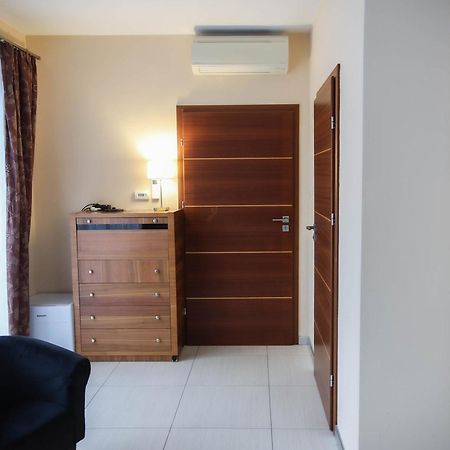 Apartamenty Przy Plazy - Willa For You โปเบียโรโว ภายนอก รูปภาพ