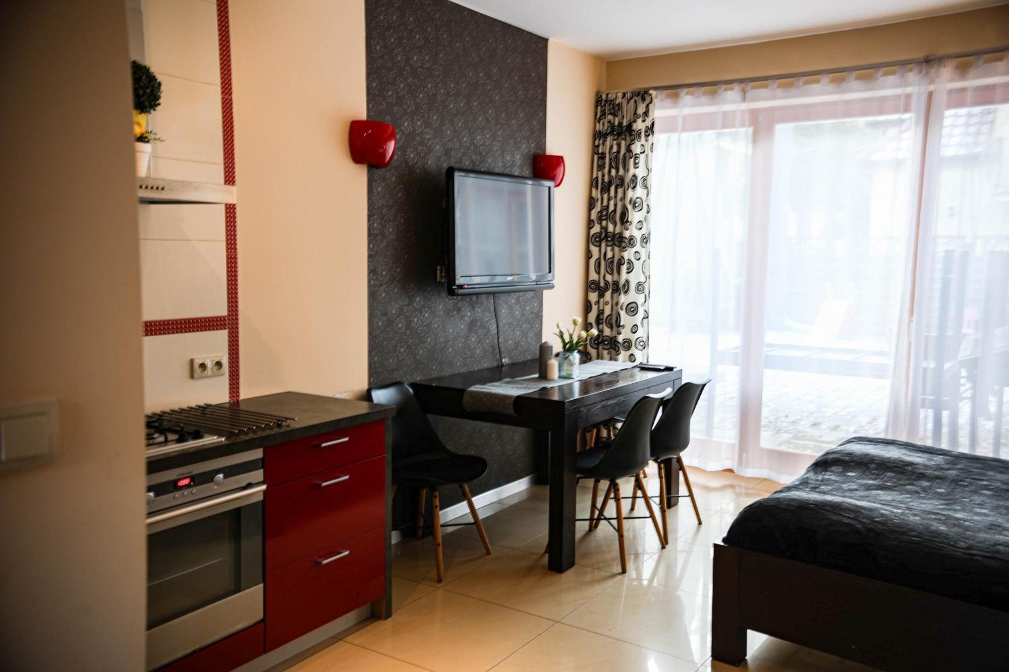 Apartamenty Przy Plazy - Willa For You โปเบียโรโว ภายนอก รูปภาพ