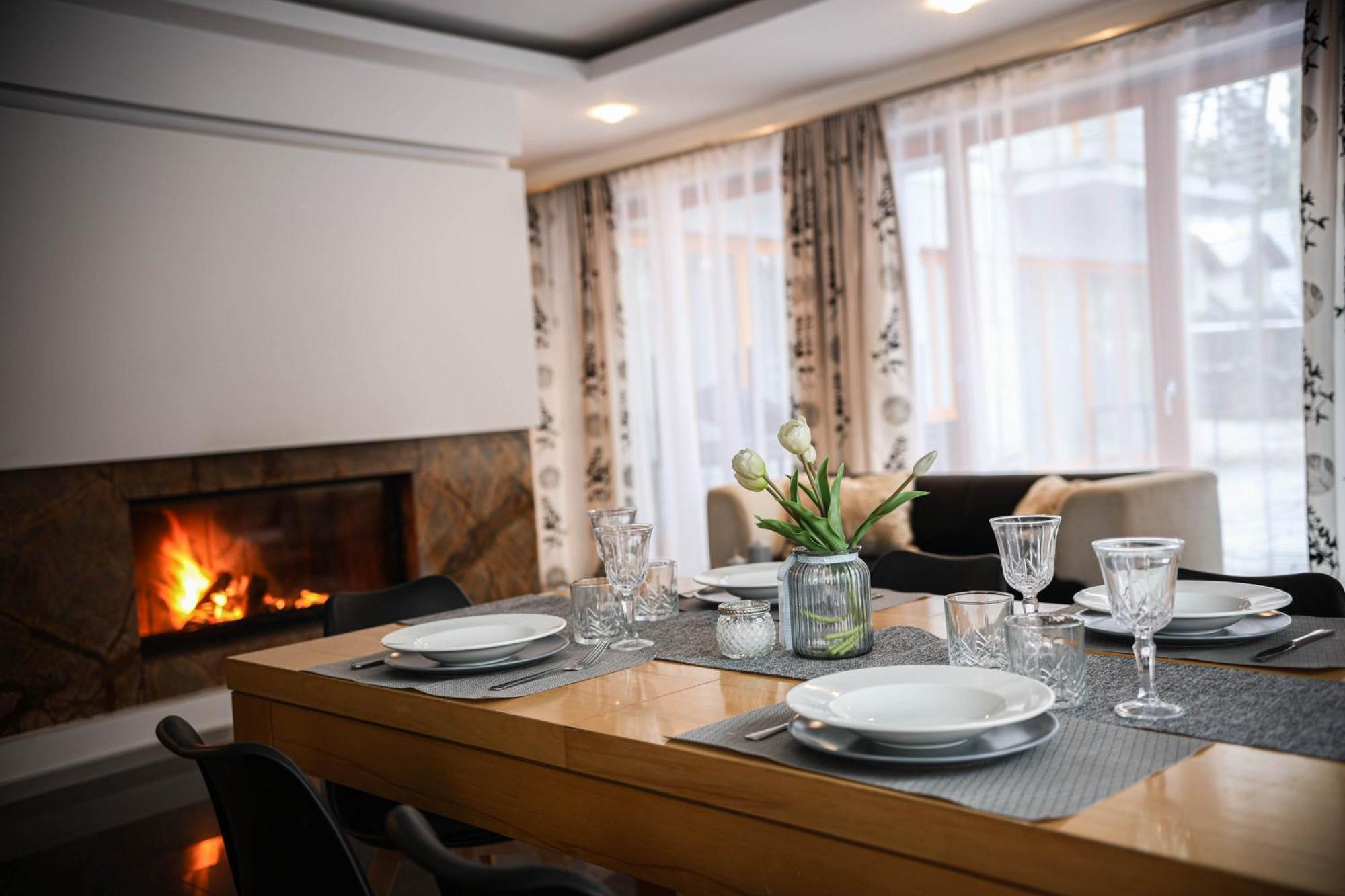 Apartamenty Przy Plazy - Willa For You โปเบียโรโว ภายนอก รูปภาพ